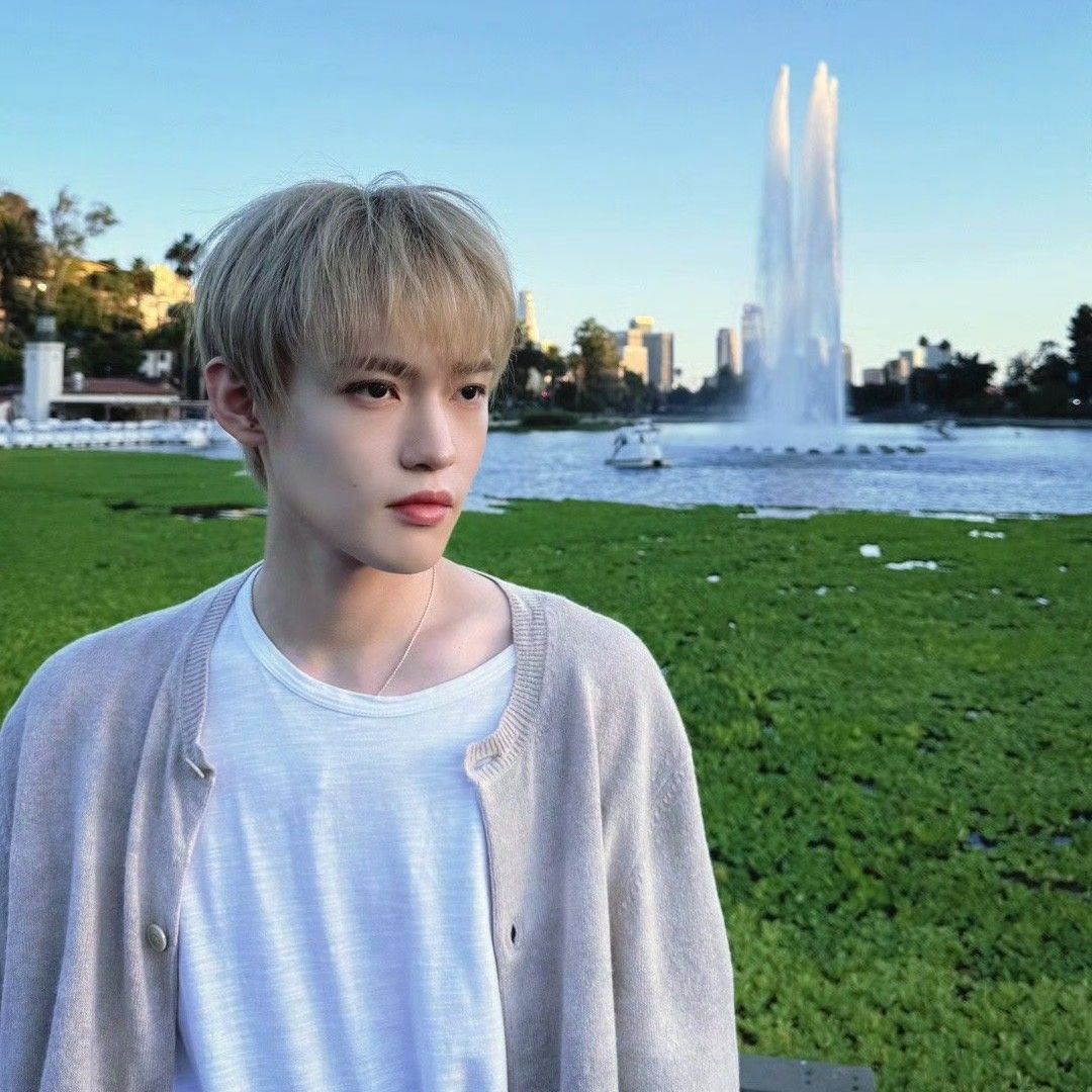 Behind-the-scenes cut of Chenle (NCT DREAM)