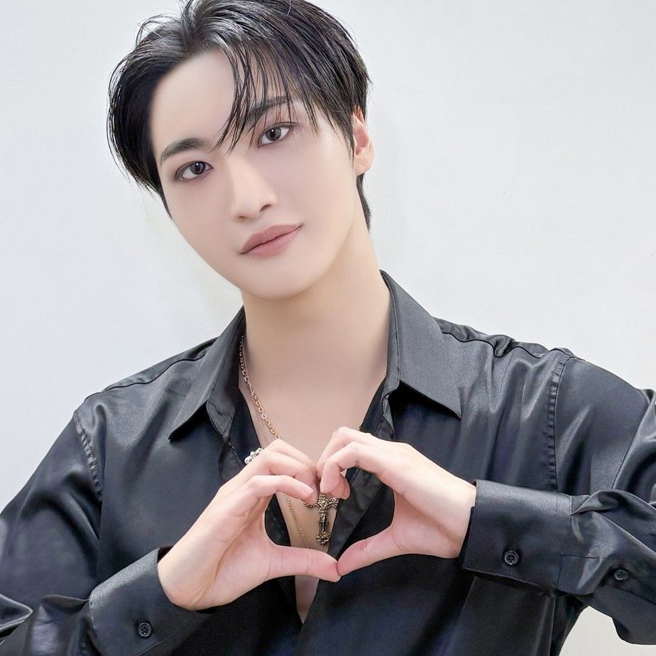 에이티즈의 비하인드 컷