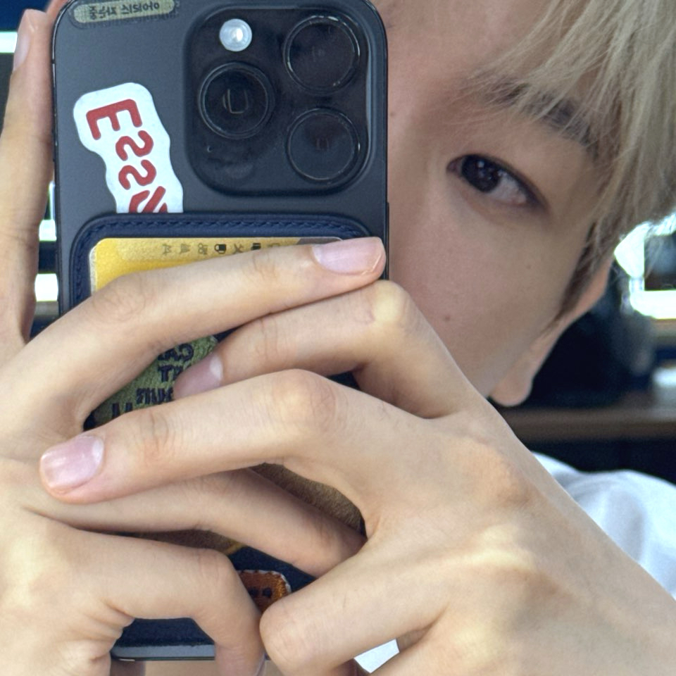 Foto terbaru Baekhyun (EXO)