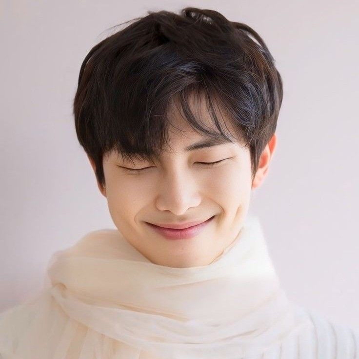 Latest photo of RM (BTS)