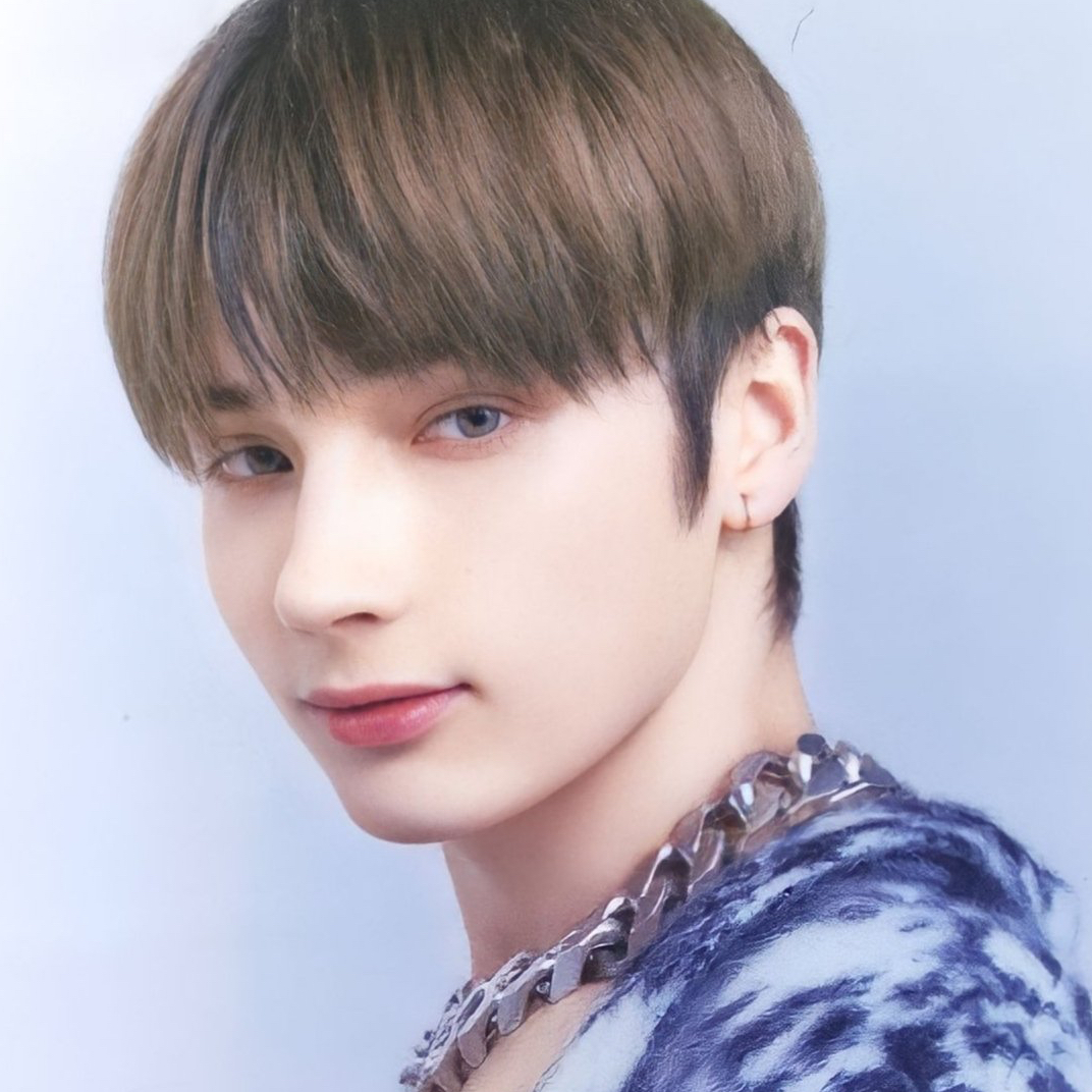 Behind-the-scenes cut of HueningKai (TOMORROW X TOGETHER)