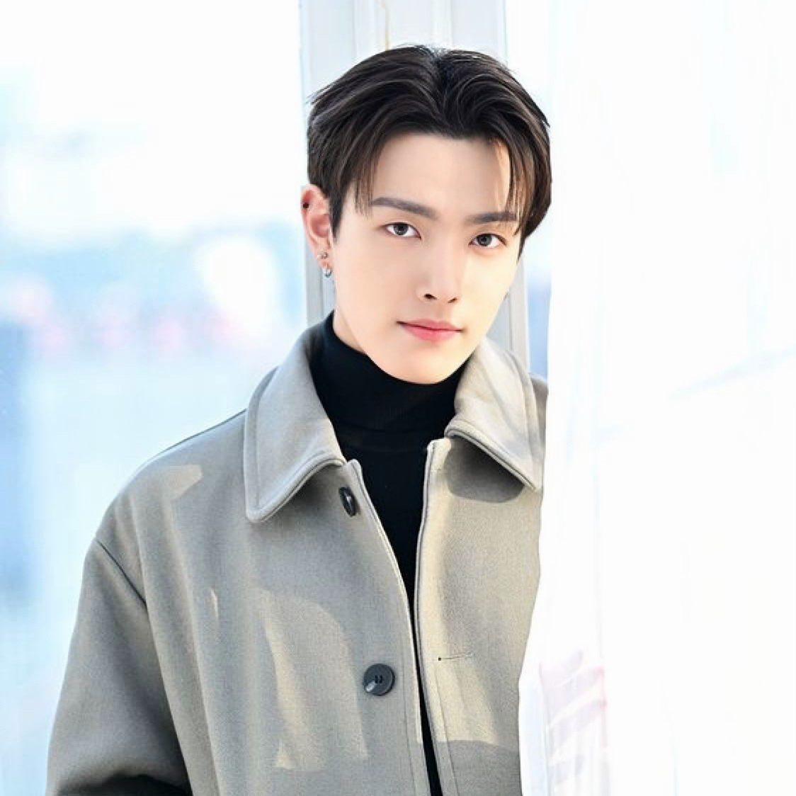 弘中 (ATEEZ)的幕后花絮