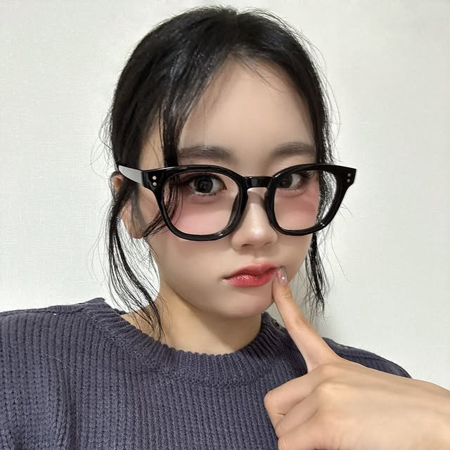 Behind-the-scenes cut of Sasaki Kokona (ME:I)