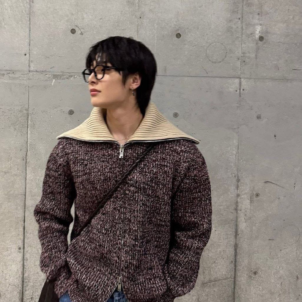 Foto aktivitas terbaru I.N (Stray Kids)