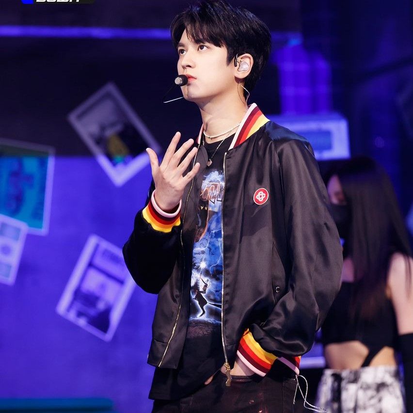 Latest photo of CHAN (iKON)