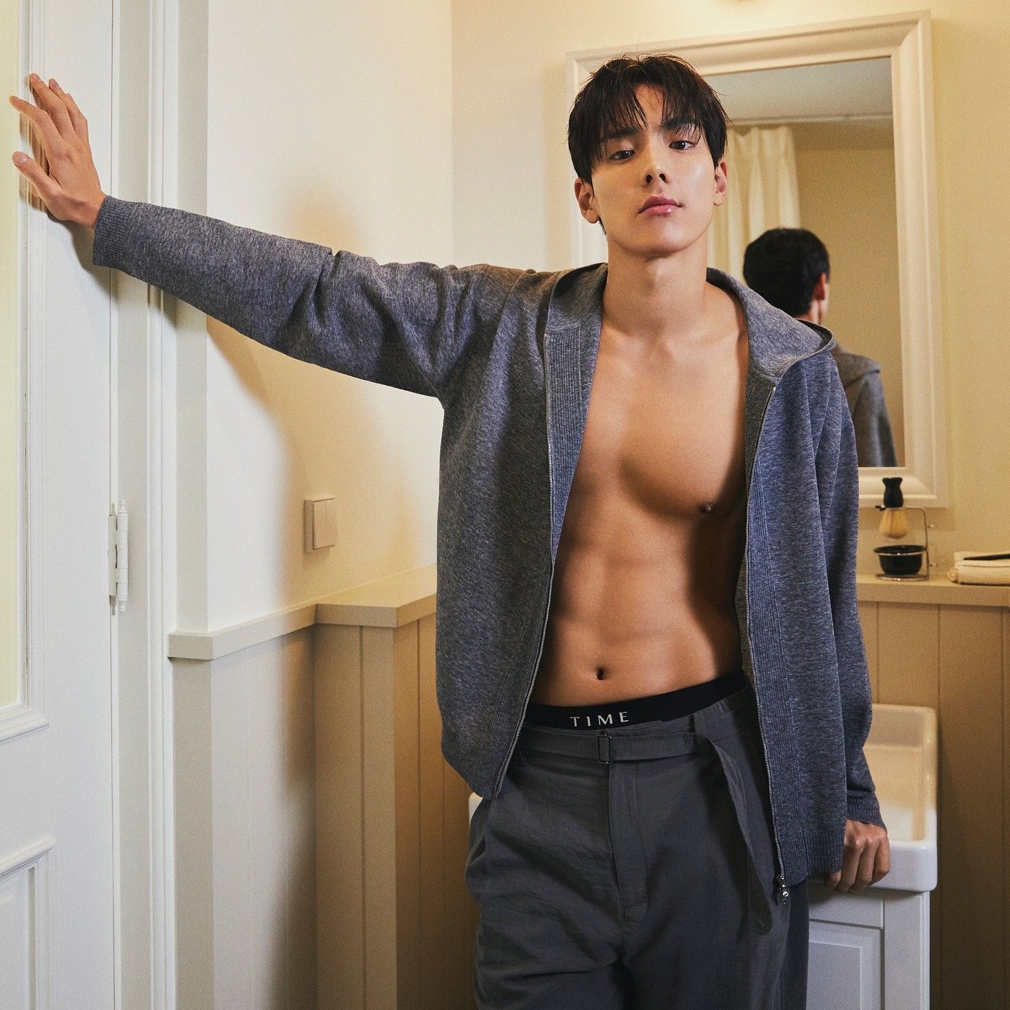 A moment captured by Shownu (MONSTA X)'s fan