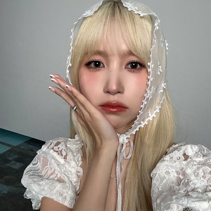 Potret di balik layar Mina (TWICE)
