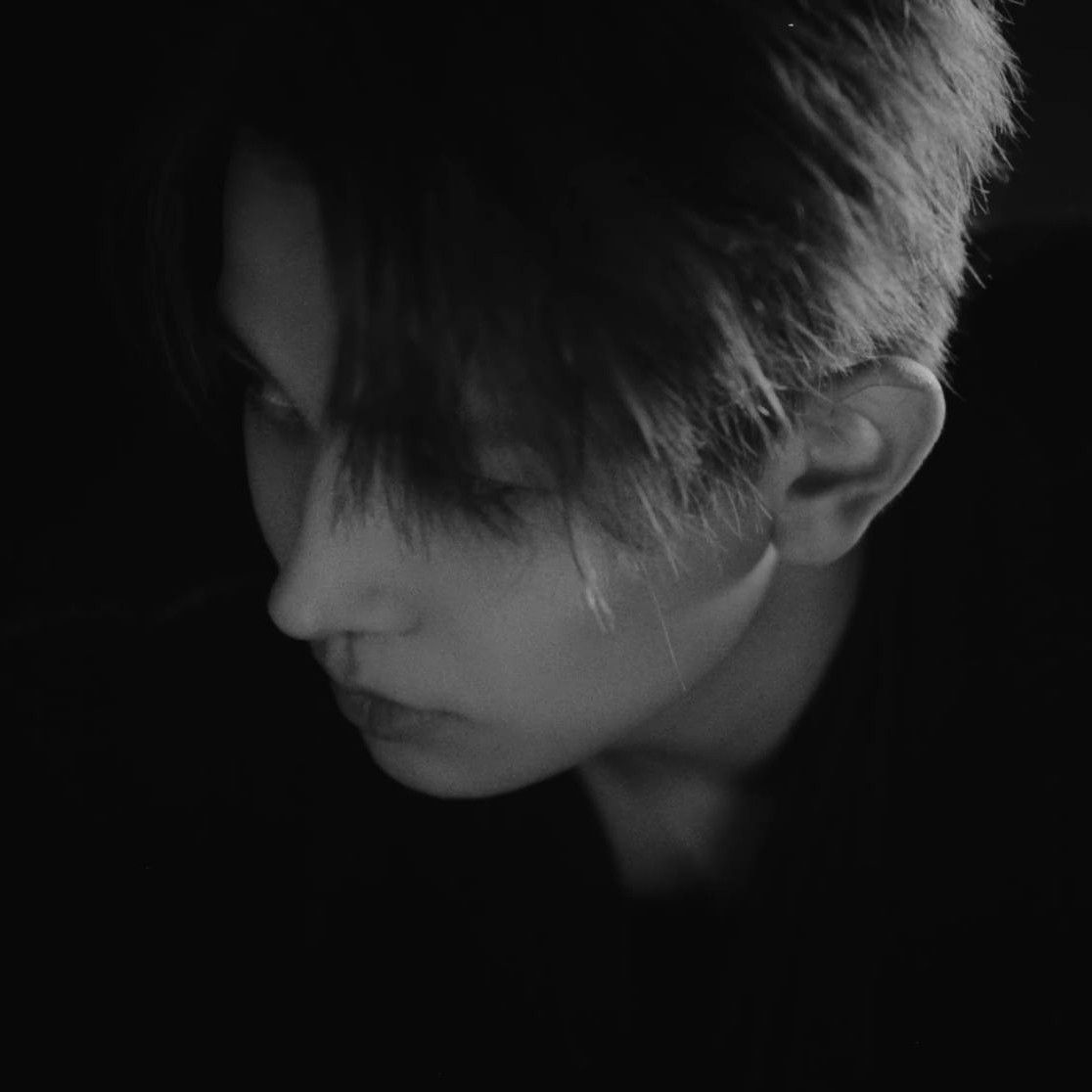 Foto aktivitas terbaru Heeseung (ENHYPEN)