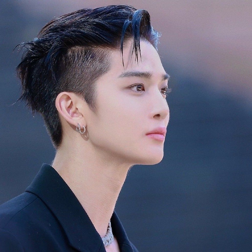 Latest photo of Bae Jinyoung