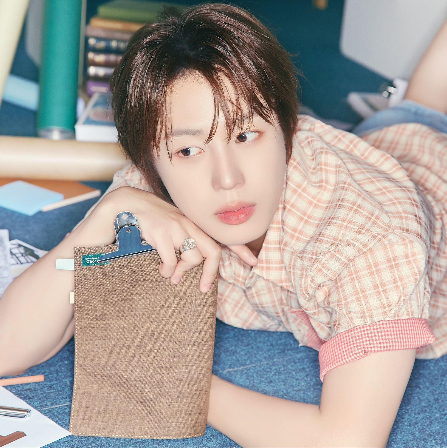 하성운의 비하인드 컷