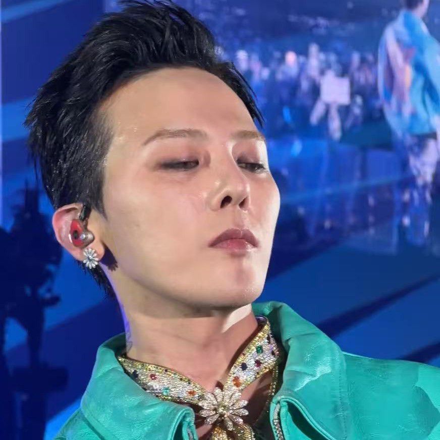 A moment captured by G-DRAGON (BIGBANG)'s fan