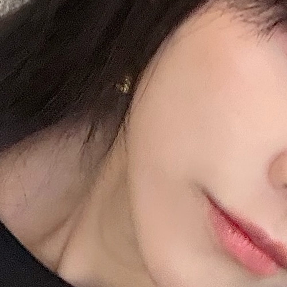 Latest photo of HyunJin (Loossemble)