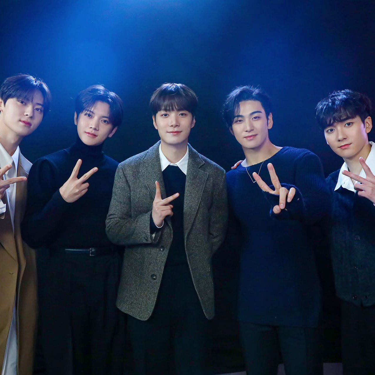 뉴이스트의 최신 사진