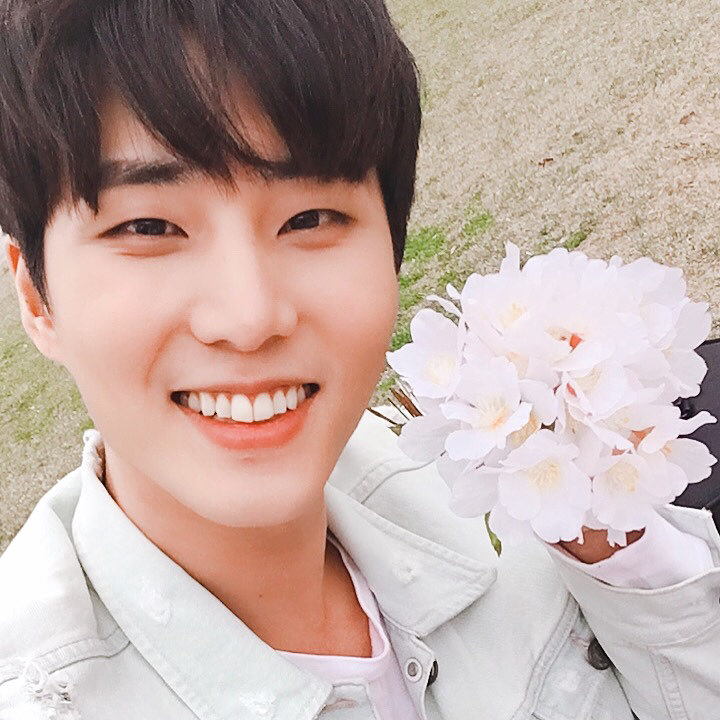 Behind-the-scenes cut of Young K (DAY6)