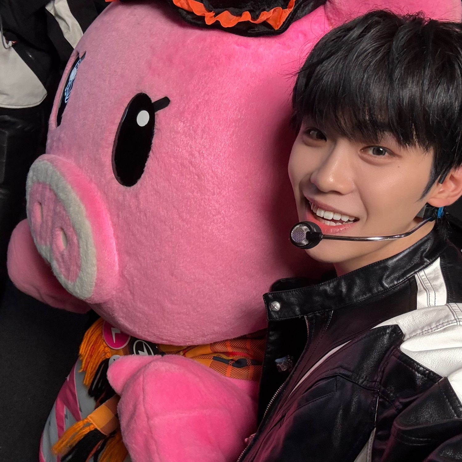 Latest photo of Kim Taerae (ZEROBASEONE)