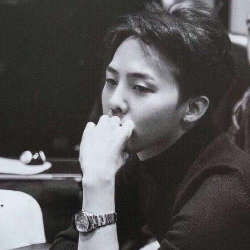 Behind-the-scenes cut of G-DRAGON (BIGBANG)