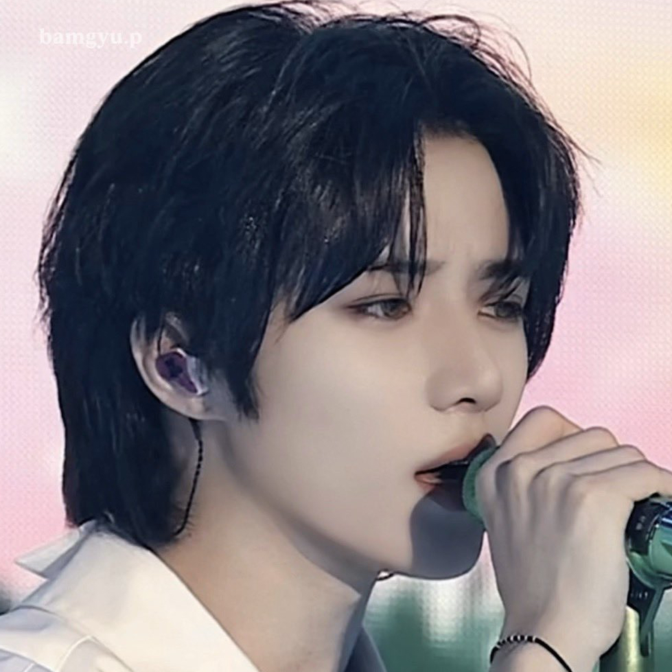 A moment captured by Beomgyu (TOMORROW X TOGETHER)'s fan