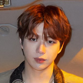 Foto aktivitas terbaru Kang Daniel