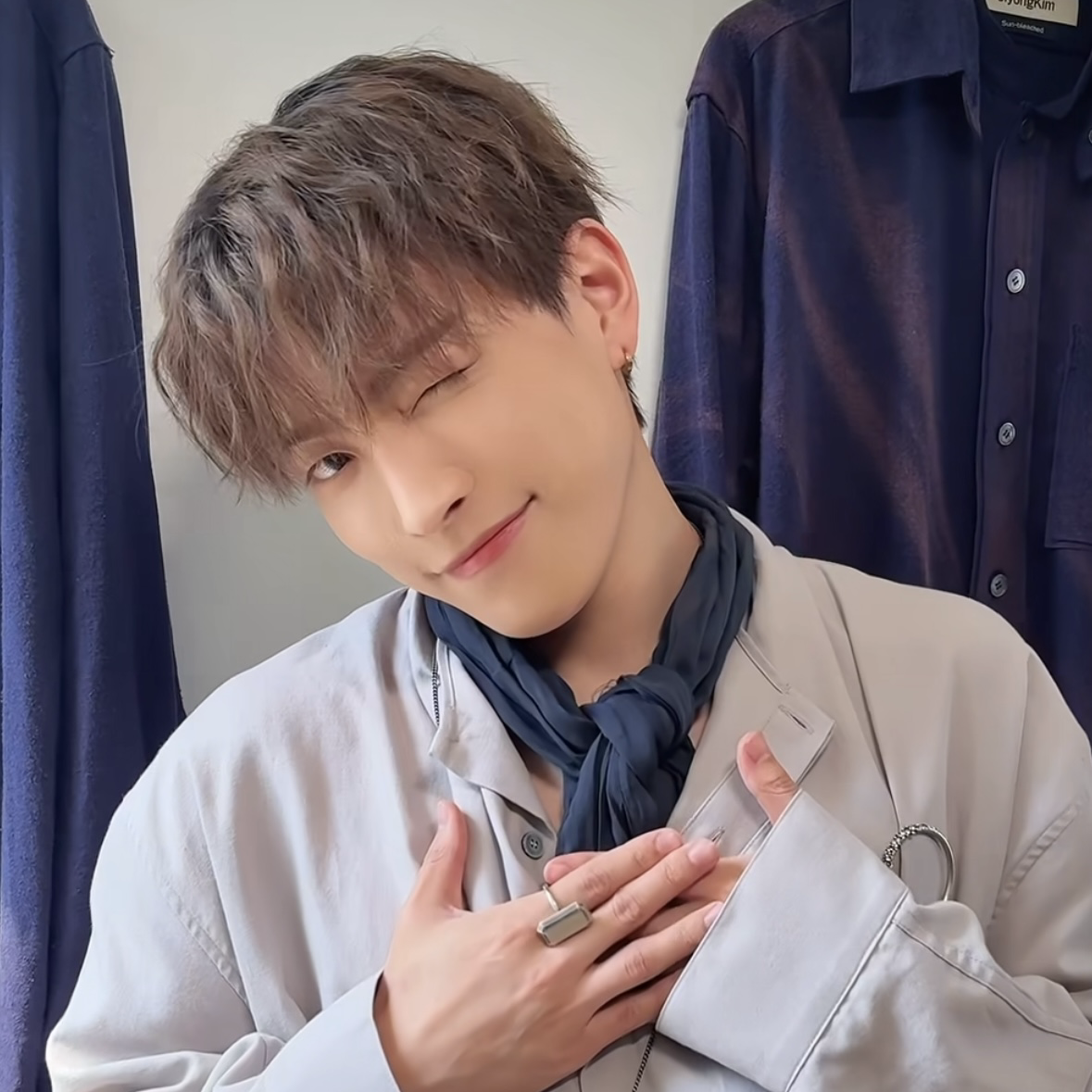Behind-the-scenes cut of Hongjoong (ATEEZ)