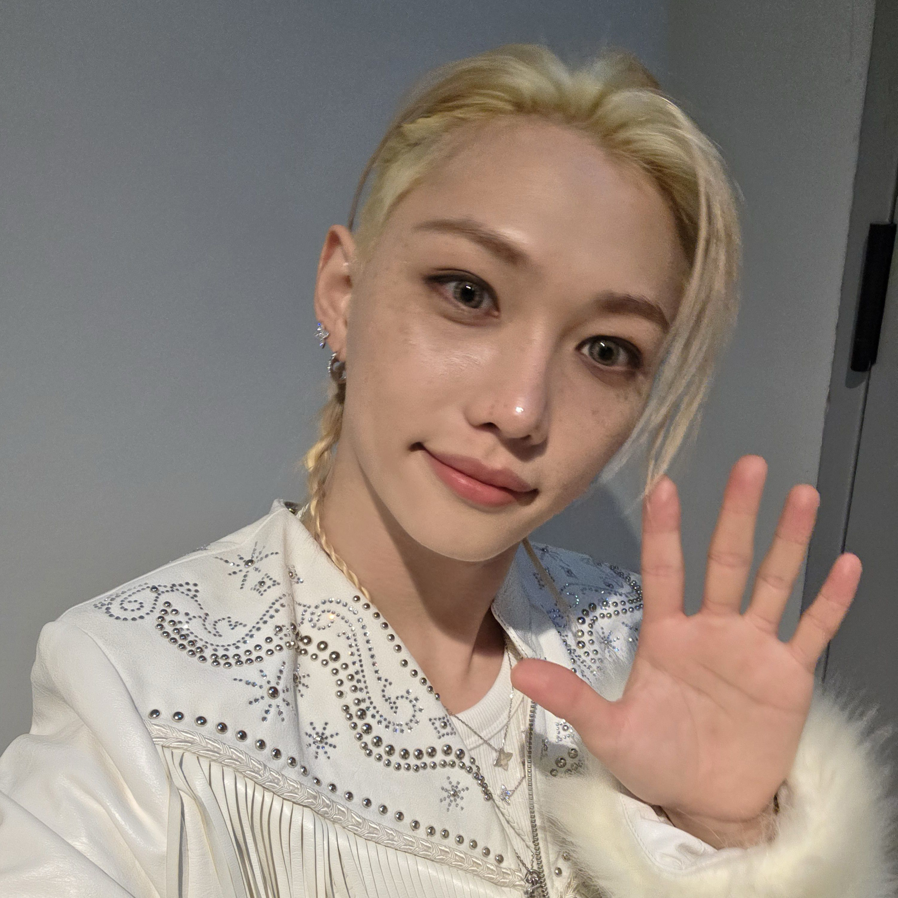 Behind-the-scenes cut of Felix (Stray Kids)