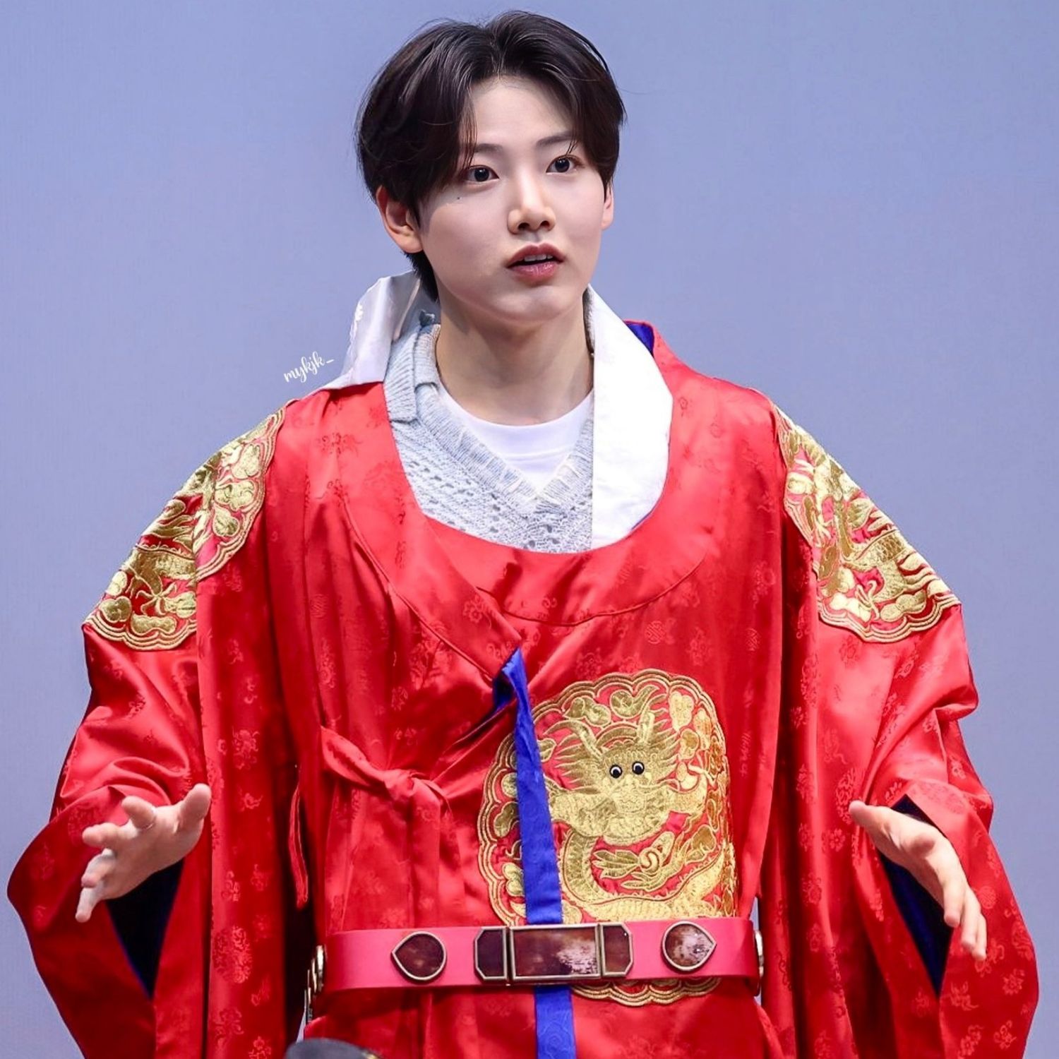 Potret di balik layar Junkyu (TREASURE)