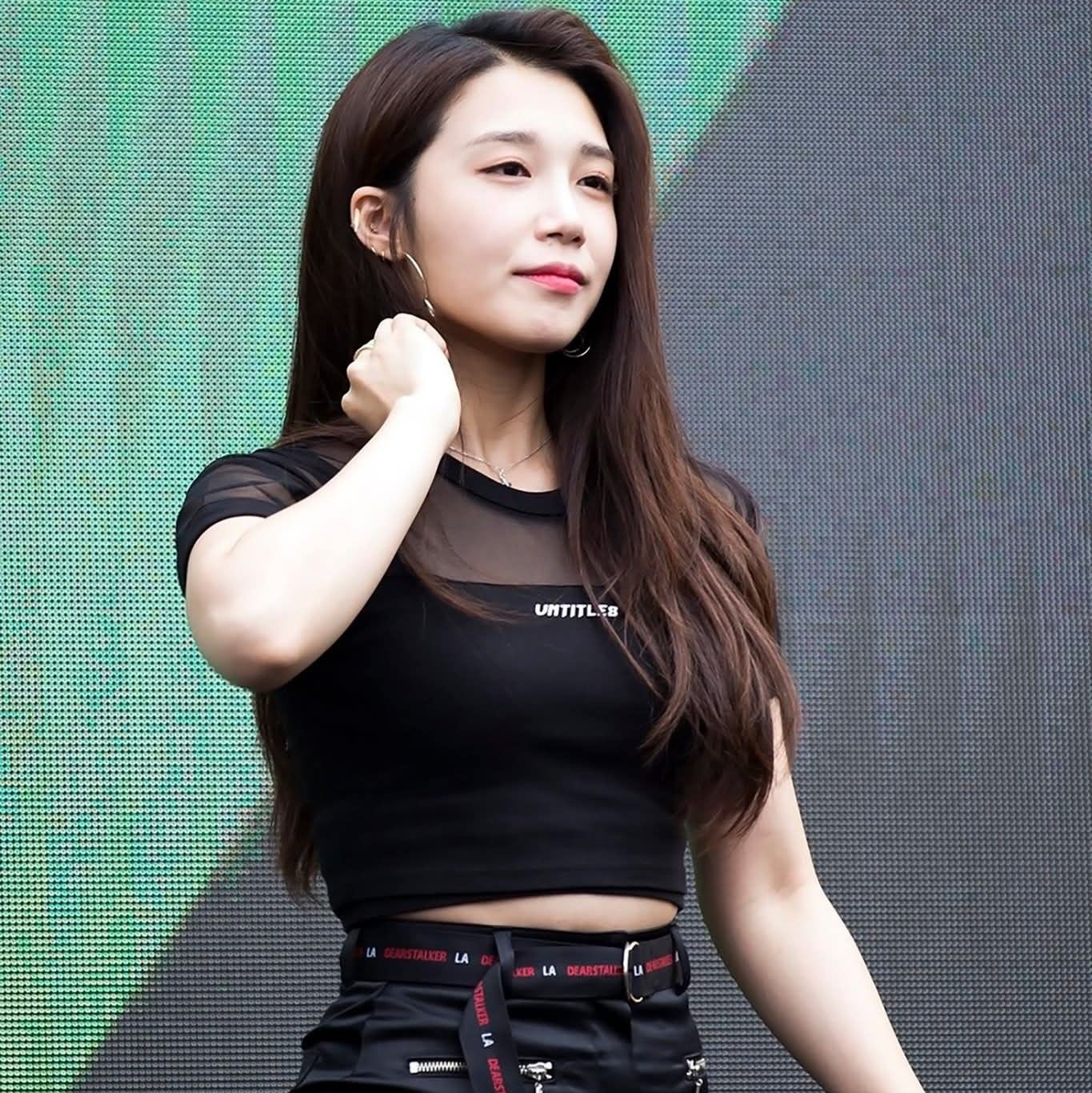 チョン・ウンジ (Apink)の最新写真