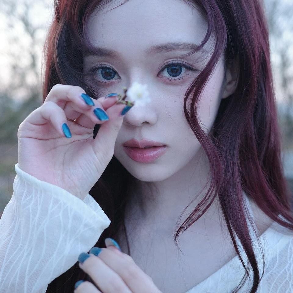 Behind-the-scenes cut of Winter (aespa)