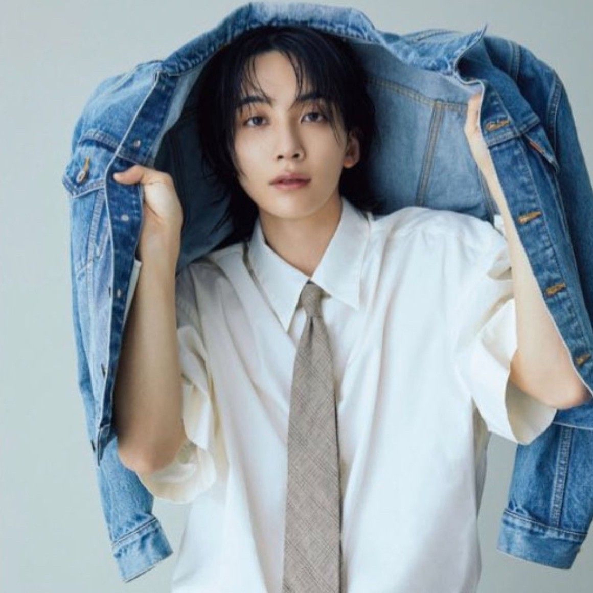 Recent activity shot of Jeonghan (SEVENTEEN)