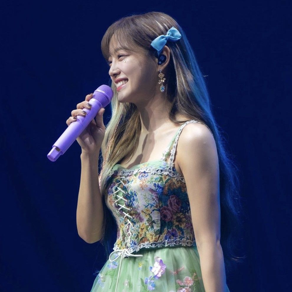 Behind-the-scenes cut of Sejeong