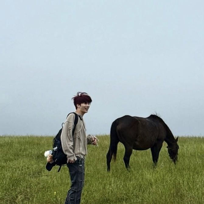 Recent activity shot of Park Gunwook (ZEROBASEONE)