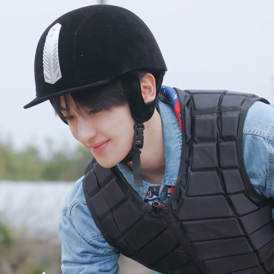 Behind-the-scenes cut of Hyunjae (THE BOYZ)