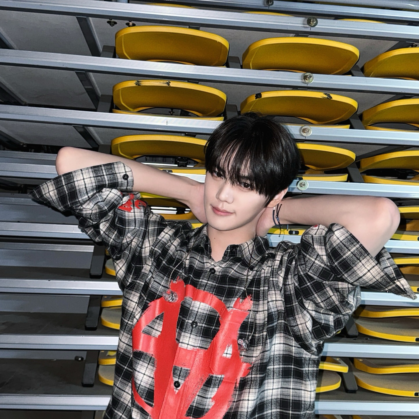 Behind-the-scenes cut of Kim Gyuvin (ZEROBASEONE)