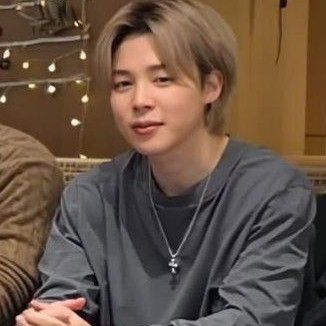 智旻 (防彈少年團)的最新活動照片