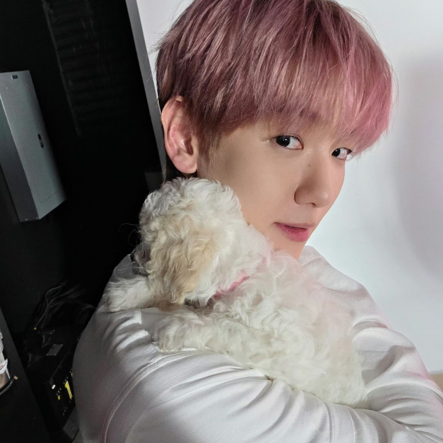 Behind-the-scenes cut of Baekhyun (EXO)