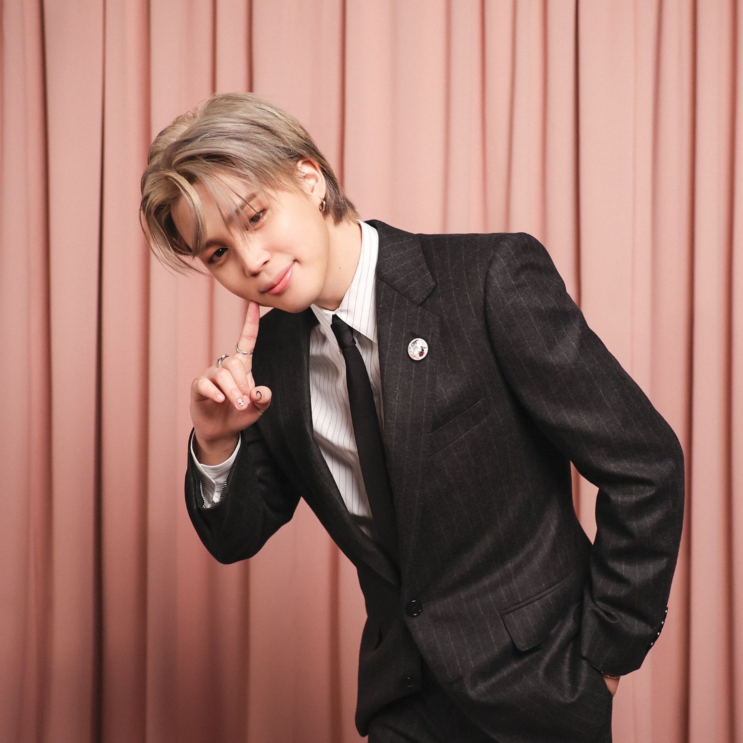 지민 (방탄소년단)의 최신 사진