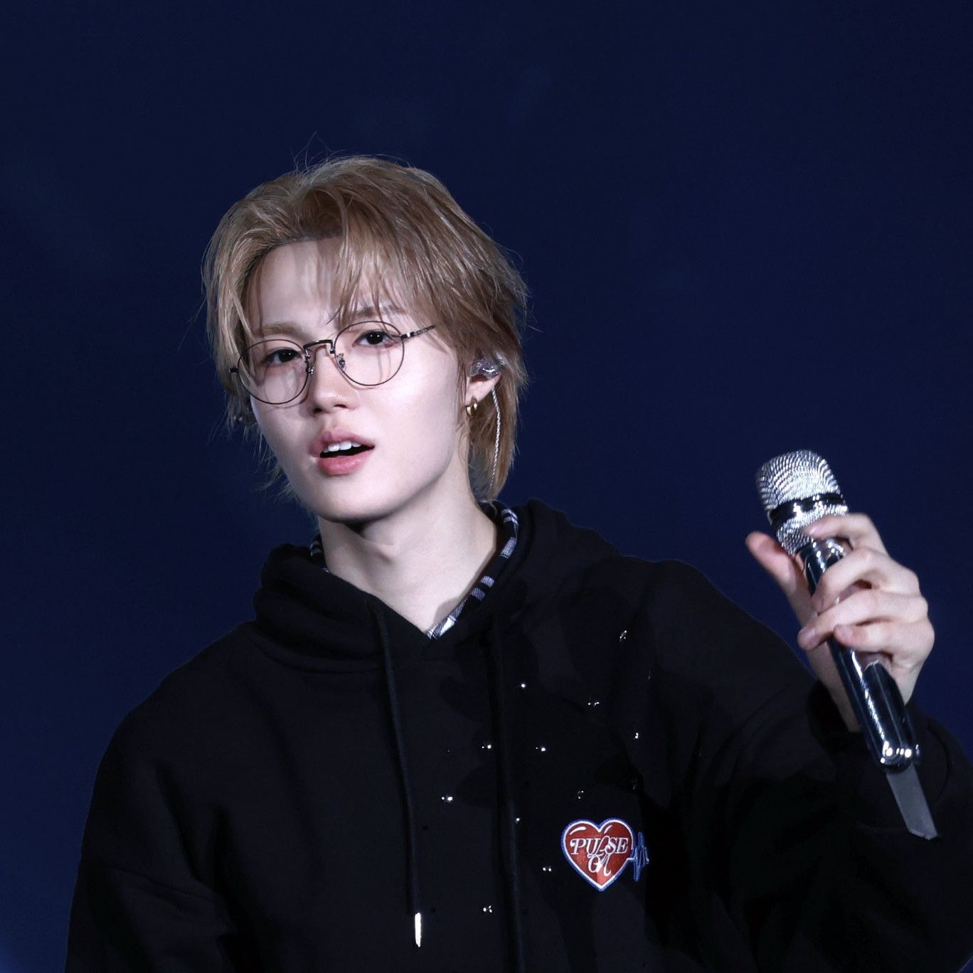 Recent activity shot of Doyoung (TREASURE)