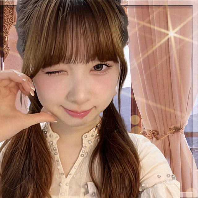 Recent activity shot of Miihi (NiziU)