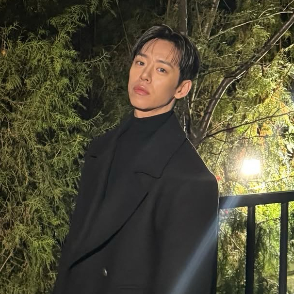 A moment captured by Daehyun (B.A.P)'s fan