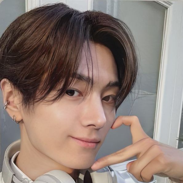 Behind-the-scenes cut of Jay (ENHYPEN)