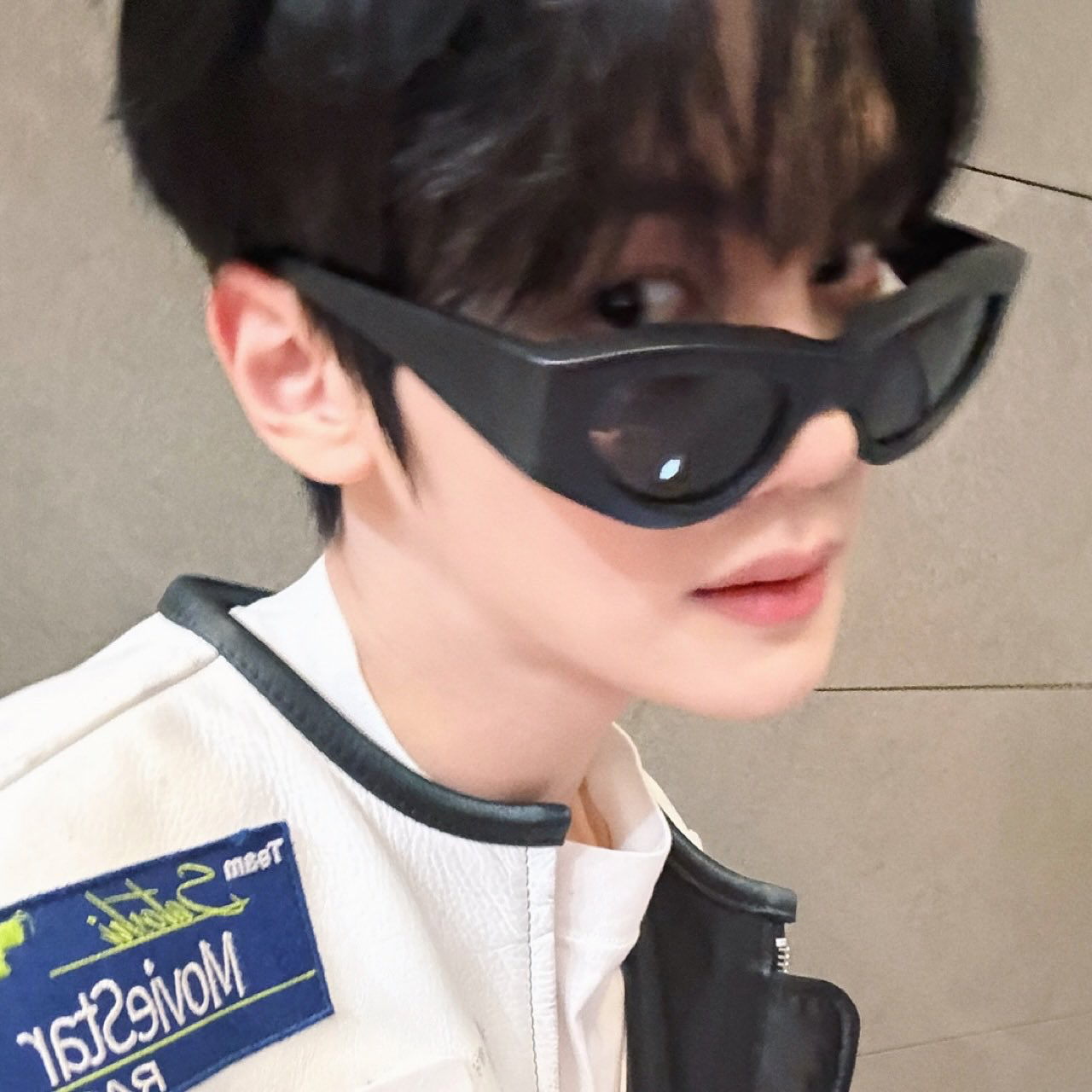 Recent activity shot of Kim Gyuvin (ZEROBASEONE)