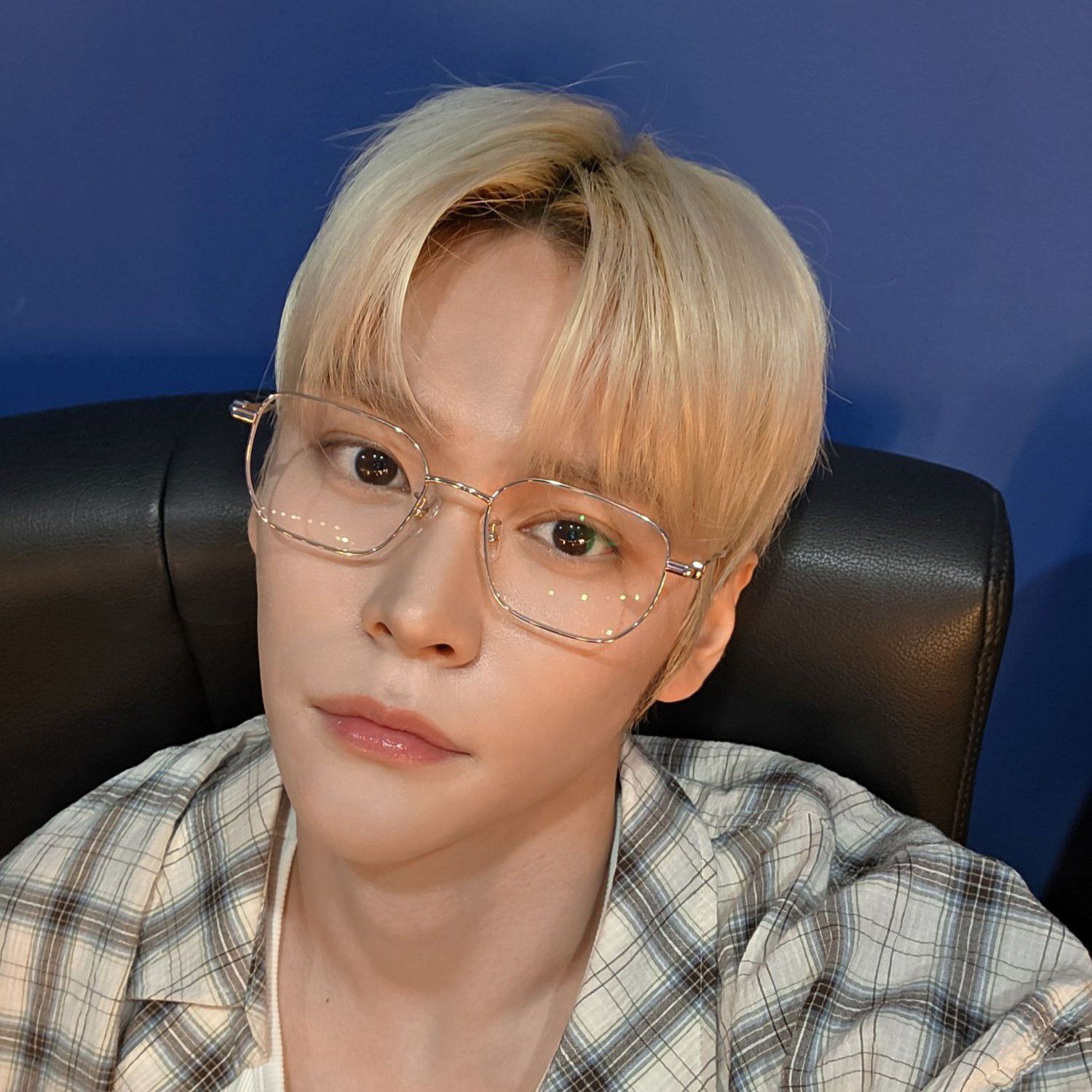 Recent activity shot of Eunseok (RIIZE)