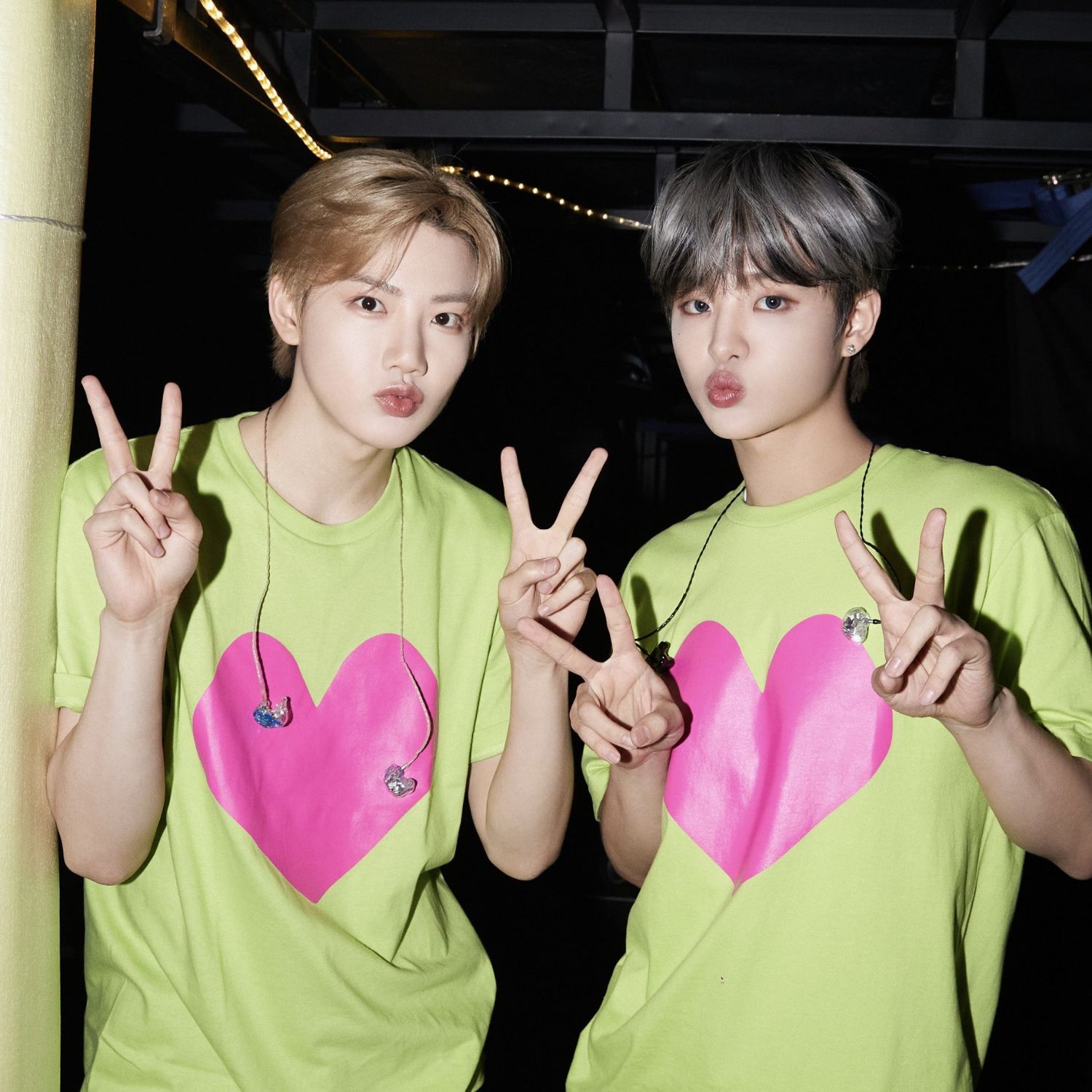 Momen yang diabadikan oleh penggemar TREASURE