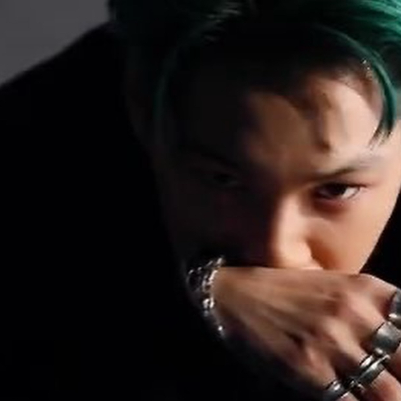 Kai (EXO)的幕後花絮