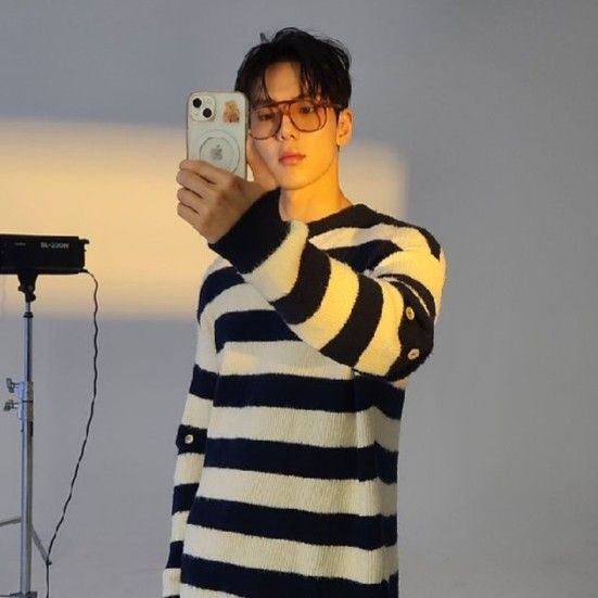 Shownu (MONSTA X)粉丝拍下的瞬间