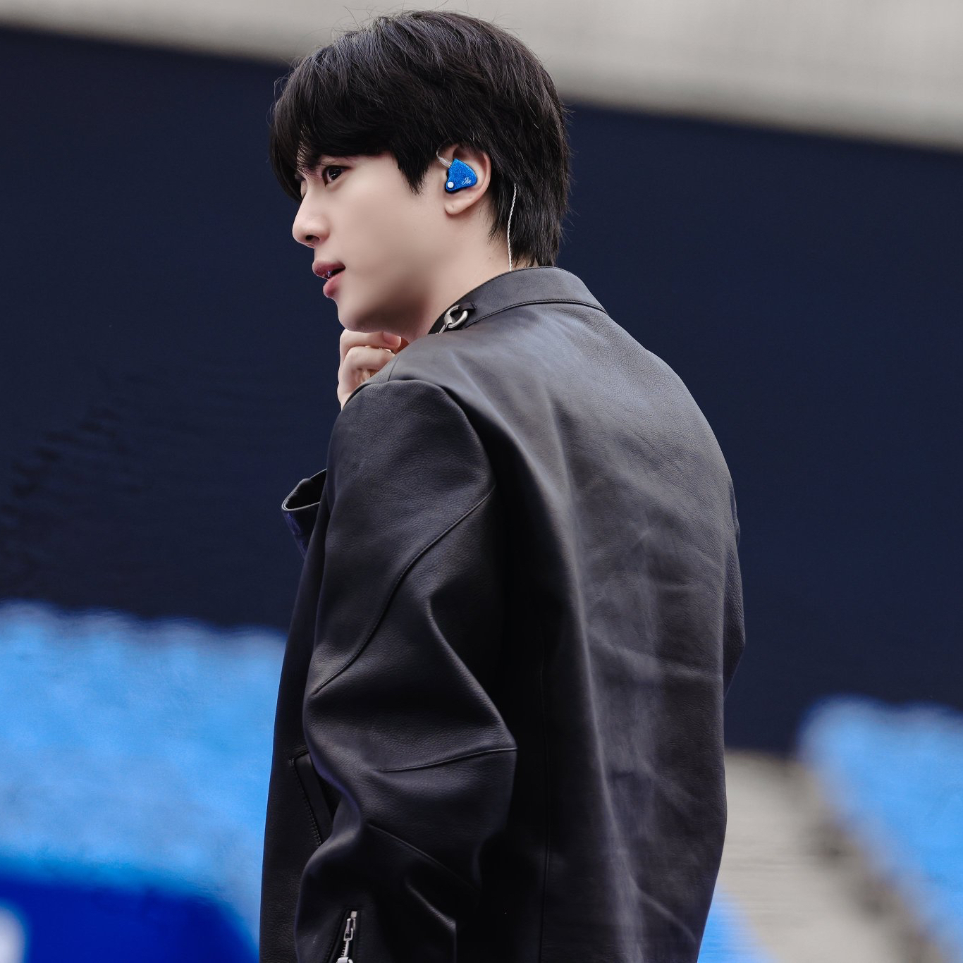 Jin (防弹少年团)的最新照片
