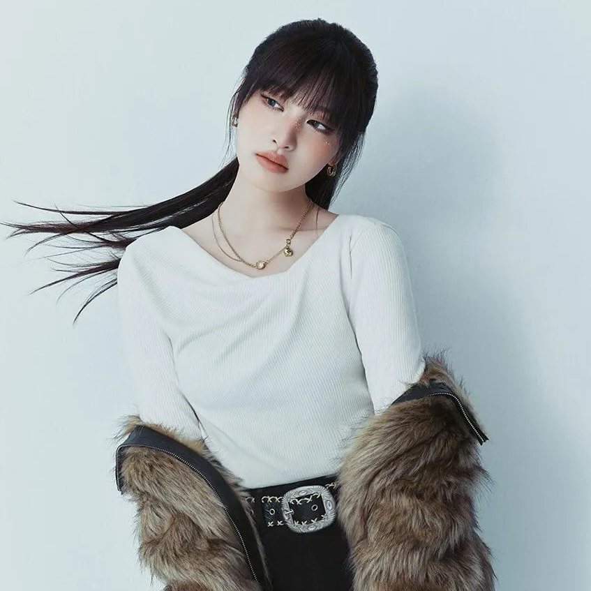 Behind-the-scenes cut of LIZ (IVE)