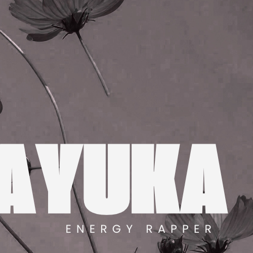 Latest photo of Mayuka (NiziU)