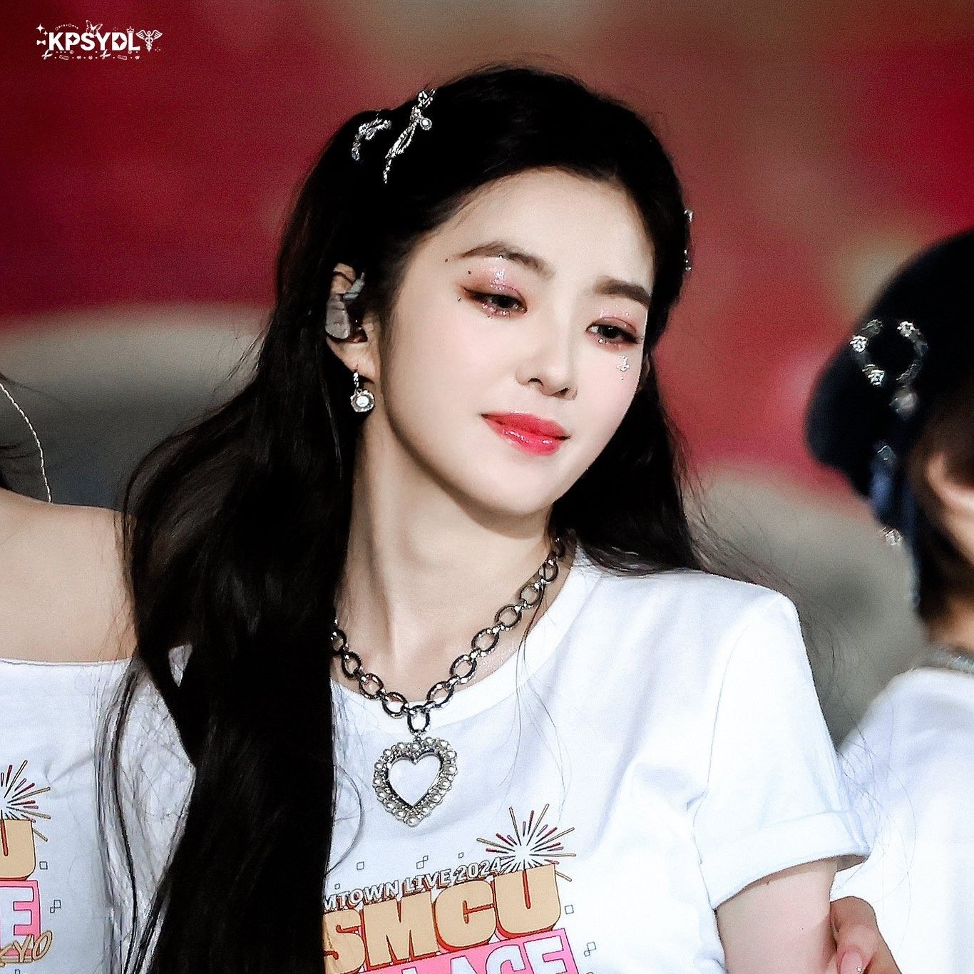 Behind-the-scenes cut of Irene (Red Velvet)