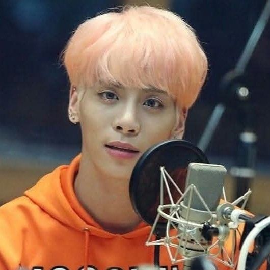 Recent activity shot of Jonghyun (SHINee)