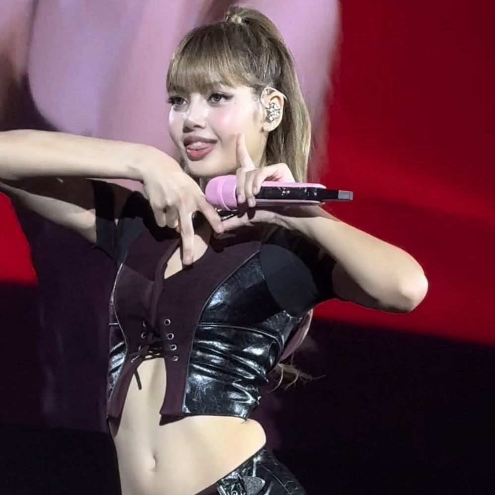 리사 (BLACKPINK) 팬이 찍은 순간